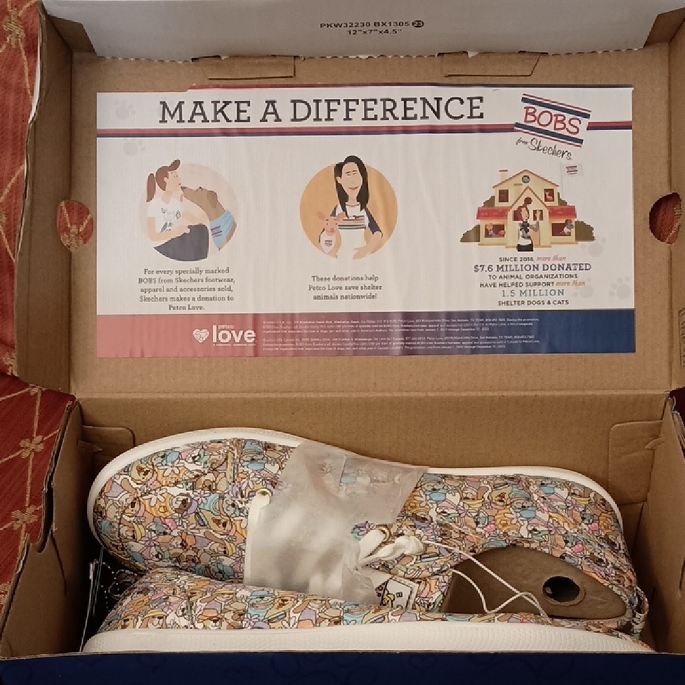 Skechers BOBS Colorful Patterned Sneakers - Picture 8 of 9